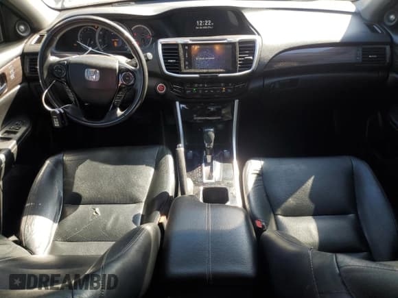 ✅ 2017 Honda Accord EX-L • VIN: 1HGCR2F9XHA020154 • Lot: 69988205. Listed on Copart with 148,275 mi. Free auction sales archive from the USA and detailed vehicle history report at DreamBid. Image 8.