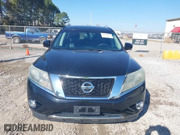 ✅ 2015 Nissan Pathfinder Platinum • VIN: 5N1AR2MM7FC687998 • Lot: 43618859. Listed on IAAI with 136,743 mi. Free auction sales archive from the USA and detailed vehicle history report at DreamBid. Image 12.