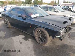 ✅ 2015 Dodge Challenger R/T Scat Pack Shaker • VIN: 2C3CDZFJ7FH850402 • Лот: 43413031. Опубликован ранее на IAAI с пробегом 57 894 миль. Бесплатный доступ к архиву аукционных продаж из США и подробный отчёт об истории автомобиля на DreamBid. Изображение 1.