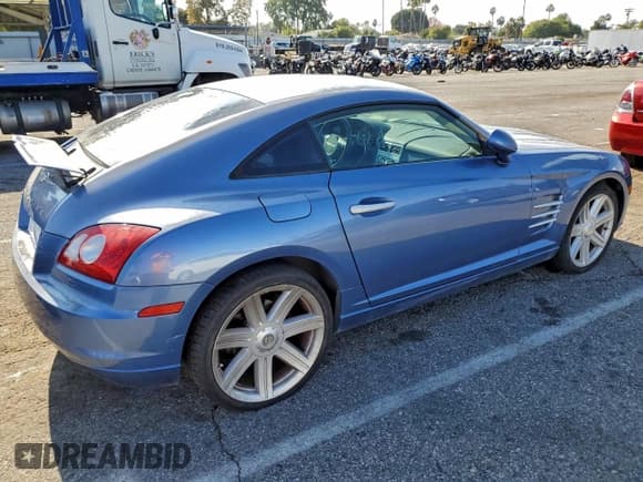 ✅ 2005 Chrysler Crossfire Limited • VIN: 1C3AN69L45X026657 • Лот: 95160575. Опубликован ранее на Copart с пробегом 186 005 миль. Бесплатный доступ к архиву аукционных продаж из США и подробный отчёт об истории автомобиля на DreamBid. Изображение 3.