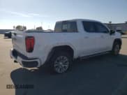 ✅ 2022 GMC Sierra 1500 • VIN: 3GTUUGET3NG636724 • Lot: 83799405. Wystawiony na Copart z przebiegiem Nie podano. Bezpłatny archiwum sprzedaży aukcyjnych z USA i szczegółowy raport historii pojazdu na DreamBid. Zdjęcie 3.
