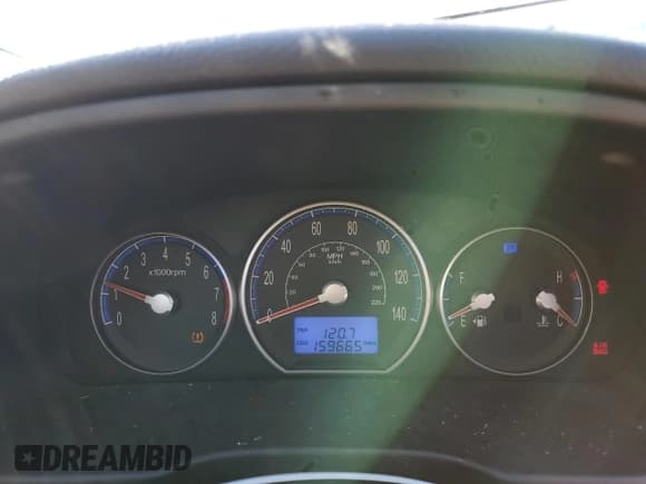 ✅ 2009 Hyundai Santa Fe Limited • VIN: 5NMSH73E79H321211 • Lot: 73560194. Listed on Copart with 159,665 mi. Free auction sales archive from the USA and detailed vehicle history report at DreamBid. Image 9.