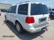 ✅ 2003 Lincoln Navigator Ultimate • VIN: 5LMFU27R93LJ25248 • Lot: 42280072. Listed on IAAI with 264,300 mi. Free auction sales archive from the USA and detailed vehicle history report at DreamBid. Image 3.
