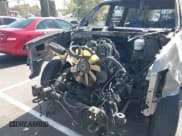 ✅ 2007 Chevrolet Suburban Commercial • VIN: 3GNGK26K77G143019 • Lot: 42608014. Wystawiony na IAAI z przebiegiem Nie podano. Bezpłatny archiwum sprzedaży aukcyjnych z USA i szczegółowy raport historii pojazdu na DreamBid. Zdjęcie 13.