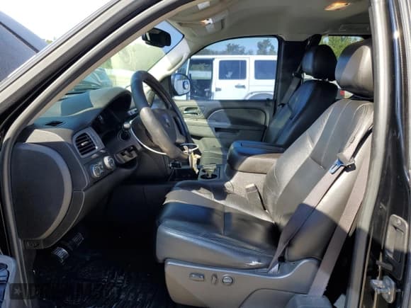 ✅ 2012 Chevrolet Silverado 1500 LTZ • VIN: 1GCRKTE73CZ116365 • Lot: 77201904. Listed on Copart with 250,322 mi. Free auction sales archive from the USA and detailed vehicle history report at DreamBid. Image 7.