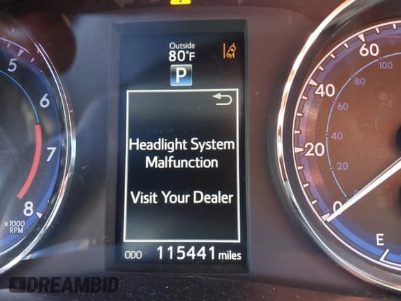 ✅ 2018 Toyota Corolla SE • VIN: 5YFBURHE9JP842554 • Lot: 43774951. Listed on IAAI with 115,441 mi. Free auction sales archive from the USA and detailed vehicle history report at DreamBid. Image 16.