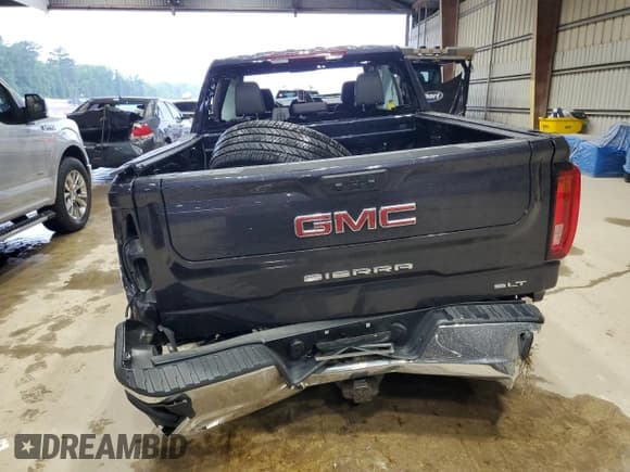 ✅ 2025 GMC Sierra 1500 SLT • VIN: 3GTPHDED4SG107836 • Лот: 56526415. Опубликован ранее на Copart с пробегом 9 998 миль. Бесплатный доступ к архиву аукционных продаж из США и подробный отчёт об истории автомобиля на DreamBid. Изображение 6.