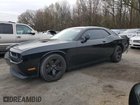 ✅ 2014 Dodge Challenger SXT • VIN: 2C3CDYAG9EH242725 • Lot: 80505924. Wystawiony na Copart z przebiegiem 130 031 mil. Bezpłatny archiwum sprzedaży aukcyjnych z USA i szczegółowy raport historii pojazdu na DreamBid. Zdjęcie 1.