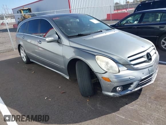 ✅ 2010 Mercedes-Benz R 350 • VIN: 4JGCB6FE6AA111706 • Lot: 43647379. Listed on IAAI with 224,460 mi. Free auction sales archive from the USA and detailed vehicle history report at DreamBid. Image 1.