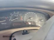 ✅ 2000 Buick Park Avenue • VIN: 1G4CW54K4Y4289937 • Lot: 77951634. Listed on Copart with Not provided. Free auction sales archive from the USA and detailed vehicle history report at DreamBid. Image 9.