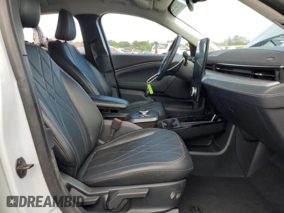 ✅ 2021 Ford Mustang Mach-E Select • VIN: 3FMTK1SS8MMA34634 • Lot: 85365355. Listed on Copart with 30,577 mi. Free auction sales archive from the USA and detailed vehicle history report at DreamBid. Image 7.