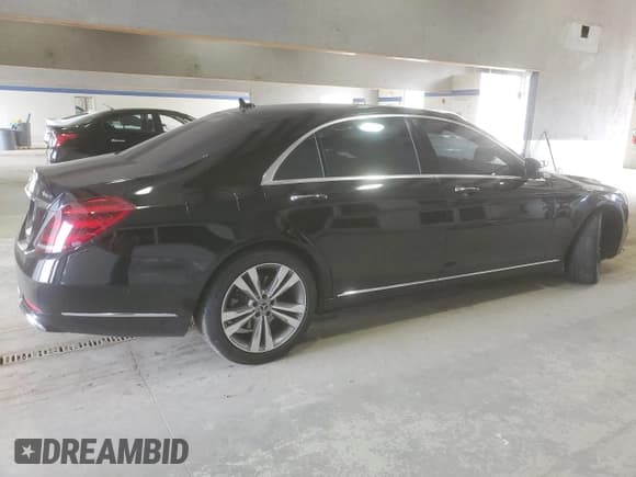 ✅ 2018 Mercedes-Benz S 560 • VIN: WDDUG8GB7JA351170 • Lot: 68268805. Listed on Copart with 140,049 mi. Free auction sales archive from the USA and detailed vehicle history report at DreamBid. Image 3.
