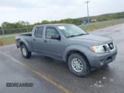 ✅ 2018 Nissan Frontier SV • VIN: 1N6DD0FV0JN717122 • Лот: 43421341. Опубликован ранее на IAAI с пробегом 76 254 миль. Бесплатный доступ к архиву аукционных продаж из США и подробный отчёт об истории автомобиля на DreamBid. Изображение 1.