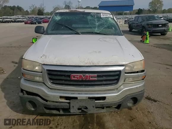 ✅ 2006 GMC Sierra 1500 Work Truck • VIN: 3GTEC14V66G145511 • Лот: 50594125. Опубликован ранее на Copart с пробегом 413 656 миль. Бесплатный доступ к архиву аукционных продаж из США и подробный отчёт об истории автомобиля на DreamBid. Изображение 10.