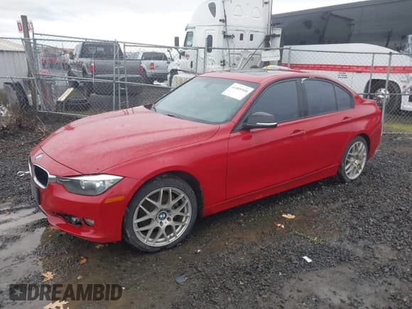 ✅ 2014 BMW 3 Series 328d xDrive • VIN: WBA3D5C53EKX96810 • Lot: 41085508. Listed on IAAI with 144,251 mi. Free auction sales archive from the USA and detailed vehicle history report at DreamBid. Image 2.
