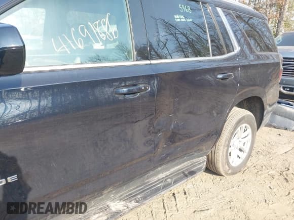 ✅ 2023 Chevrolet Tahoe LT • VIN: 1GNSKNKD5PR355968 • Lot: 41691886. Listed on IAAI with 50,141 mi. Free auction sales archive from the USA and detailed vehicle history report at DreamBid. Image 17.