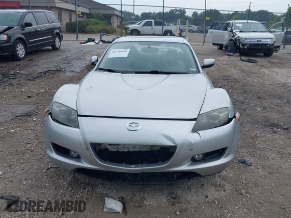 ✅ 2004 Mazda RX-8 • VIN: JM1FE17N040138887 • Лот: 42796610. Опубликован ранее на IAAI с пробегом Не указан. Бесплатный доступ к архиву аукционных продаж из США и подробный отчёт об истории автомобиля на DreamBid. Изображение 11.