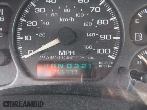 ✅ 2002 Chevrolet Suburban LS • VIN: 1GNEC16Z72J304858 • Lot: 43708536. Listed on IAAI with 255,777 mi. Free auction sales archive from the USA and detailed vehicle history report at DreamBid. Image 15.