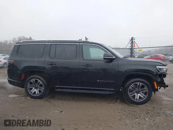 ✅ 2024 Jeep Wagoneer Series II • VIN: 1C4SJVBPXRS136103 • Lot: 43571671. Listed on IAAI with 46,461 mi. Free auction sales archive from the USA and detailed vehicle history report at DreamBid. Image 13.