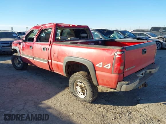 ✅ 2006 Chevrolet Silverado 2500HD LT1 • VIN: 1GCHK23D16F260761 • Lot: 41360432. Listed on IAAI with 327,569 mi. Free auction sales archive from the USA and detailed vehicle history report at DreamBid. Image 3.