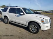 ✅ 2010 Ford Explorer Limited • VIN: 1FMEU7F86AUA94472 • Lot: 53830845. Wystawiony na Copart z przebiegiem 189 636 mil. Bezpłatny archiwum sprzedaży aukcyjnych z USA i szczegółowy raport historii pojazdu na DreamBid. Zdjęcie 4.