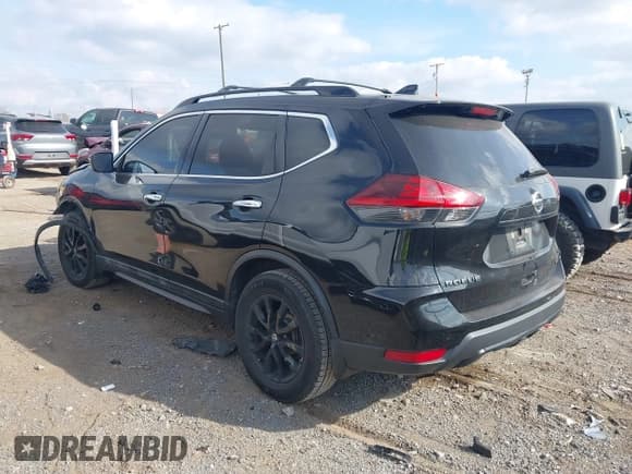✅ 2018 Nissan Rogue SV • VIN: 5N1AT2MT4JC780317 • Lot: 43721006. Wystawiony na IAAI z przebiegiem 146 169 mil. Bezpłatny archiwum sprzedaży aukcyjnych z USA i szczegółowy raport historii pojazdu na DreamBid. Zdjęcie 14.