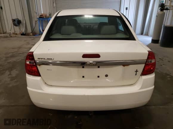 ✅ 2005 Chevrolet Malibu • VIN: 1G1ZS52F35F338554 • Lot: 86075334. Wystawiony na Copart z przebiegiem 152 125 mil mil. Skorzystaj z bezpłatnego archiwum sprzedaży aukcyjnych z USA i zobacz szczegółowy raport historii pojazdu na DreamBid. Zdjęcie 6.
