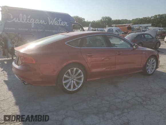 ✅ 2012 Audi A7 Prestige • VIN: WAU2GAFC3CN168764 • Lot: 69328555. Wystawiony na Copart z przebiegiem 129 330 mil. Bezpłatny archiwum sprzedaży aukcyjnych z USA i szczegółowy raport historii pojazdu na DreamBid. Zdjęcie 3.
