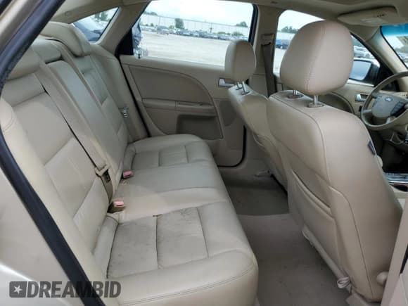 ✅ 2005 Ford Five Hundred Limited • VIN: 1FAHP25175G136061 • Lot: 71367024. Wystawiony na Copart z przebiegiem 156 778 mil. Bezpłatny archiwum sprzedaży aukcyjnych z USA i szczegółowy raport historii pojazdu na DreamBid. Zdjęcie 10.