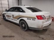 ✅ 2013 Ford Police Interceptor • VIN: 1FAHP2M80DG128560 • Lot: 41367796. Wystawiony na IAAI z przebiegiem 93 992 mil. Bezpłatny archiwum sprzedaży aukcyjnych z USA i szczegółowy raport historii pojazdu na DreamBid. Zdjęcie 3.