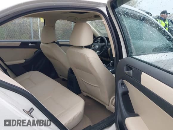 ✅ 2012 Volkswagen Jetta SE • VIN: 3VWDP7AJXCM468779 • Лот: 43516669. Опубликован ранее на IAAI с пробегом 153 442 миль. Бесплатный доступ к архиву аукционных продаж из США и подробный отчёт об истории автомобиля на DreamBid. Изображение 8.