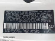 ✅ 2020 Toyota Prius LE • VIN: JTDL9RFUXL3018770 • Lot: 43757305. Wystawiony na IAAI z przebiegiem 112 795 mil. Bezpłatny archiwum sprzedaży aukcyjnych z USA i szczegółowy raport historii pojazdu na DreamBid. Zdjęcie 9.