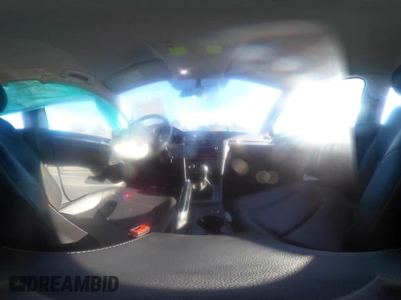 ✅ 2019 Volkswagen Golf S • VIN: 3VWM17AU6KM519091 • Lot: 43773390. Wystawiony na IAAI z przebiegiem 93 689 mil. Bezpłatny archiwum sprzedaży aukcyjnych z USA i szczegółowy raport historii pojazdu na DreamBid. Zdjęcie 20.