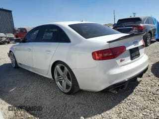 ✅ 2014 Audi S4 Premium Plus • VIN: WAUBGAFL6EA014639 • Лот: 72795644. Опубликован ранее на Copart с пробегом 178 057 миль. Бесплатный доступ к архиву аукционных продаж из США и подробный отчёт об истории автомобиля на DreamBid. Изображение 2.