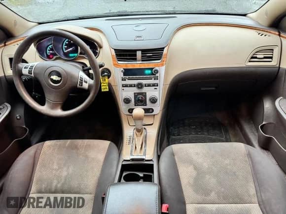 2012 Chevrolet Malibu 1LT z VIN 1G1ZC5E01CF208760, wystawiony jako Copart lot #91533105 z przebiegiem 147 278 mil mil oraz Czysty tytuł • Clean title. Historia ofert i sprzedaży dostępna na DreamBid. Obrazek 9.