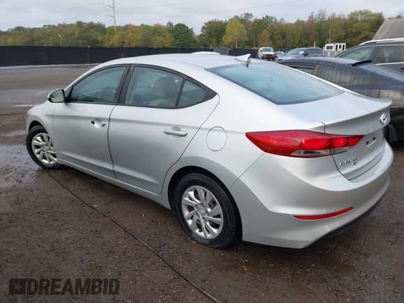 ✅ 2017 Hyundai Elantra SE • VIN: 5NPD74LF4HH127028 • Lot: 43410903. Listed on IAAI with 158,123 mi. Free auction sales archive from the USA and detailed vehicle history report at DreamBid. Image 3.