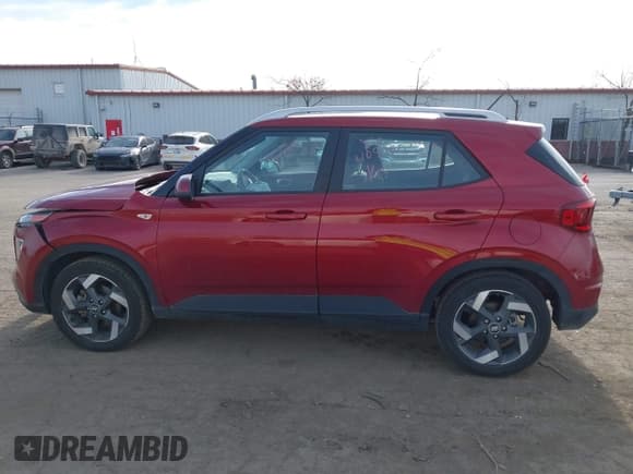 ✅ 2023 Hyundai Venue SEL • VIN: KMHRC8A33PU267086 • Lot: 40975039. Listed on IAAI with 14,755 mi. Free auction sales archive from the USA and detailed vehicle history report at DreamBid. Image 14.