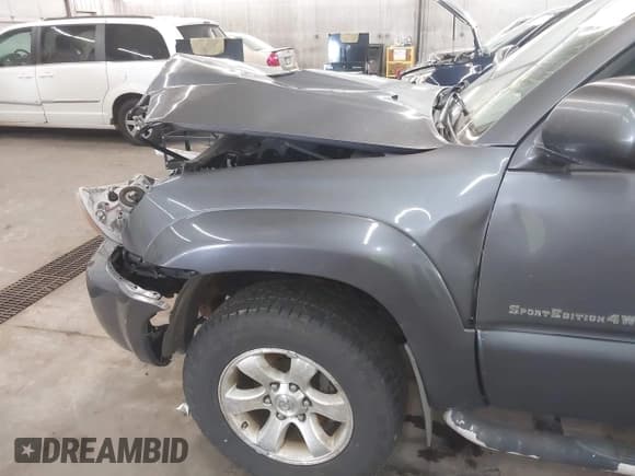 ✅ 2006 Toyota 4Runner SR5 • VIN: JTEBU14R260104036 • Lot: 43215695. Wystawiony na IAAI z przebiegiem 250 781 mil. Bezpłatny archiwum sprzedaży aukcyjnych z USA i szczegółowy raport historii pojazdu na DreamBid. Zdjęcie 6.