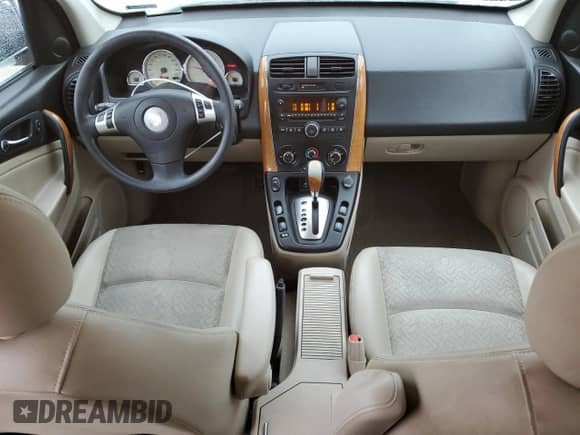 2007 Saturn VUE V6 z VIN 5GZCZ53477S856388, wystawiony jako Copart lot #83224874 z przebiegiem 149 101 mil mil oraz Szkoda całkowita • Salvage title. Historia ofert i sprzedaży dostępna na DreamBid. Obrazek 8.