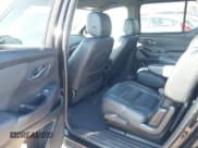 ✅ 2023 Chevrolet Traverse LT Cloth • VIN: 1GNEVGKW2PJ124025 • Lot: 43327558. Wystawiony na IAAI z przebiegiem 37 031 mil. Bezpłatny archiwum sprzedaży aukcyjnych z USA i szczegółowy raport historii pojazdu na DreamBid. Zdjęcie 8.