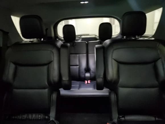 ✅ 2021 Ford Explorer Limited • VIN: 1FMSK8FH0MGB43862 • Lot: 92427055. Wystawiony na Copart z przebiegiem 66 132 mil. Bezpłatny archiwum sprzedaży aukcyjnych z USA i szczegółowy raport historii pojazdu na DreamBid. Zdjęcie 10.