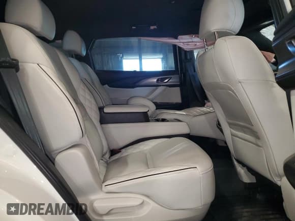 ✅ 2022 Mazda CX-9 Signature • VIN: JM3TCBEY0N0620425 • Лот: 92033295. Опубликован ранее на Copart с пробегом 47 154 миль. Бесплатный доступ к архиву аукционных продаж из США и подробный отчёт об истории автомобиля на DreamBid. Изображение 11.