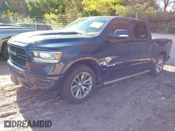 2020 Ram 1500 Laramie с VIN 1C6SRFJTXLN219802, выставлен на аукционе IAAI как лот 43533015 с пробегом 55 908 миль миль и . История ставок и продаж доступна на DreamBid. Изображение 2.