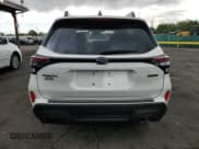 ✅ 2025 Subaru Forester Limited Hybrid • VIN: JF2SLSRDXSH406410 • Lot: 64134635. Wystawiony na Copart z przebiegiem 2 530 mil. Bezpłatny archiwum sprzedaży aukcyjnych z USA i szczegółowy raport historii pojazdu na DreamBid. Zdjęcie 6.