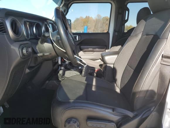 ✅ 2021 Jeep Gladiator Freedom • VIN: 1C6HJTAG8ML562950 • Lot: 91608665. Listed on Copart with 57,756 mi. Free auction sales archive from the USA and detailed vehicle history report at DreamBid. Image 7.