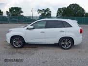 ✅ 2014 Kia Sorento SX Limited • VIN: 5XYKW4A79EG516529 • Lot: 42787320. Listed on IAAI with 224,869 mi. Free auction sales archive from the USA and detailed vehicle history report at DreamBid. Image 14.