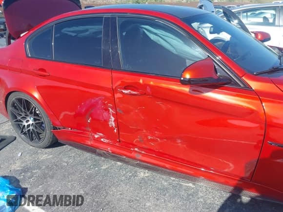 ✅ 2018 BMW M3 • VIN: WBS8M9C5XJ5K98606 • Lot: 42322116. Listed on IAAI with 49,081 mi. Free auction sales archive from the USA and detailed vehicle history report at DreamBid. Image 6.