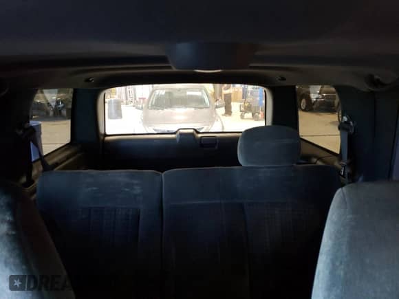 2002 Chevrolet Blazer LS z VIN 1GNDT13WX2K149500, wystawiony jako Copart lot #81766444 z przebiegiem 251 330 mil mil oraz Szkoda całkowita • Salvage title. Historia ofert i sprzedaży dostępna na DreamBid. Obrazek 10.