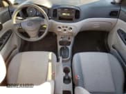 ✅ 2010 Hyundai Accent GL • VIN: KMHCN4BC8AU412282 • Лот: 84317024. Опубликован ранее на Copart с пробегом 232 679 миль. Бесплатный доступ к архиву аукционных продаж из США и подробный отчёт об истории автомобиля на DreamBid. Изображение 8.