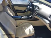 ✅ 2019 Nissan Maxima SL • VIN: 1N4AA6AV8KC379755 • Lot: 43333115. Wystawiony na IAAI z przebiegiem 204 292 mil. Bezpłatny archiwum sprzedaży aukcyjnych z USA i szczegółowy raport historii pojazdu na DreamBid. Zdjęcie 5.